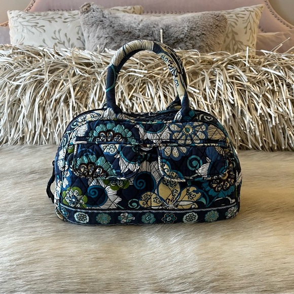 Vintage VERA BRADLEY Mod Blue 2007 Small Bowler Bag White Floral Handbag Y2K - Picture 1 of 11